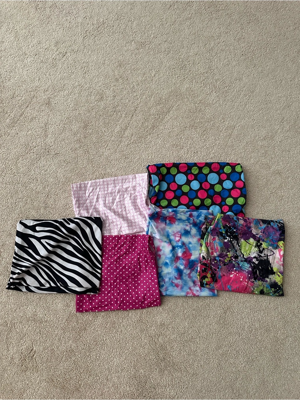 6 different textbook protectors for school books